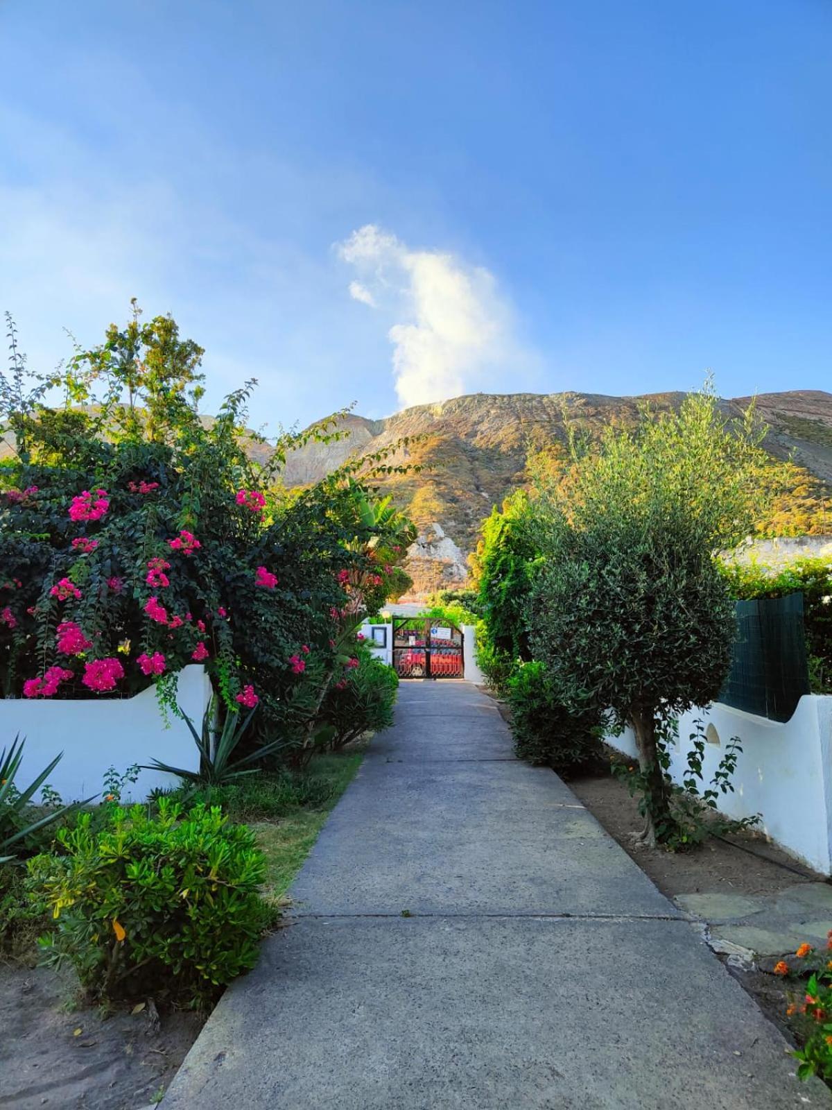 Residence Vulcano Cottage Екстериор снимка